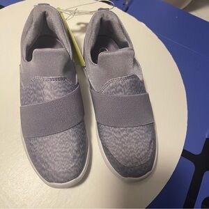 All in motion Kids Gray Slip-On Shoes. Size1. NWT